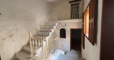 Townhouse 4 bedrooms in Naxxar, Malta