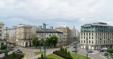 Квартира 4 комнаты в Варшава, Польша