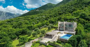 Villa 4 bedrooms in Stoliv, Montenegro