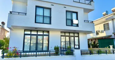 Duplex 3 chambres dans Mezitli, Turquie