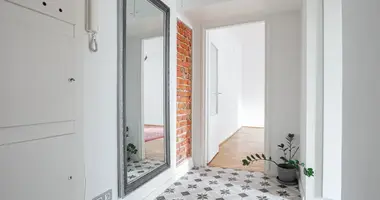 Коммерческое помещение 44 м² в Варшава, Польша