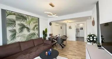 Apartamento 3 habitaciones en Torrevieja, Španjolska