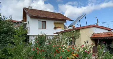 Maison 2 chambres dans Izvor, Bulgarie