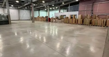 Almacén 660 m² en Chaciezyna, Belarús