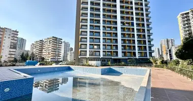 1 bedroom apartment in Mezitli, Turkey