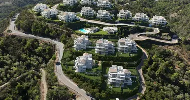 2 bedroom apartment in Benahavis, Spain