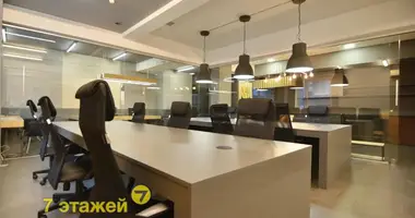 Oficina 118 m² en Minsk, Belarús