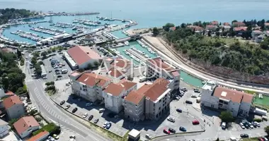 Квартира 2 спальни в Нови-Винодолски, Хорватия