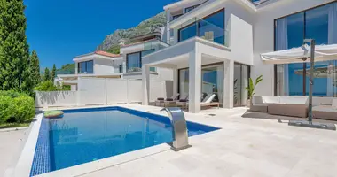 Villa en Katun Rezevici, Montenegro