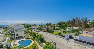 3 bedroom apartment in Marbella, Spain