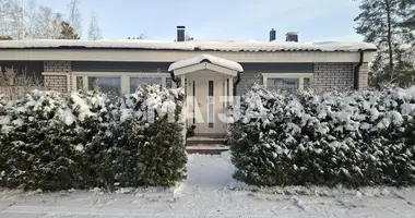 Haus 4 zimmer in Kaarniemi, Finnland