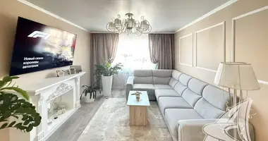 3 room apartment in Muchaviecki sielski Saviet, Belarus