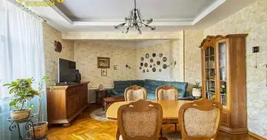 Wohnung 3 zimmer in Minsk, Belarus