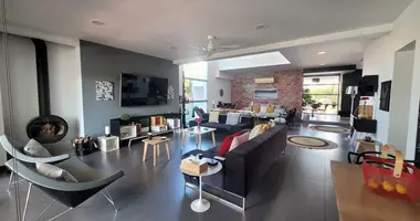 4 bedroom apartment in Limassol, Cyprus