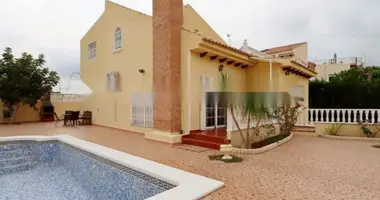 4 bedroom house in Orihuela, Spain
