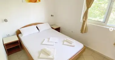 6 bedroom house in Dobra Voda, Montenegro