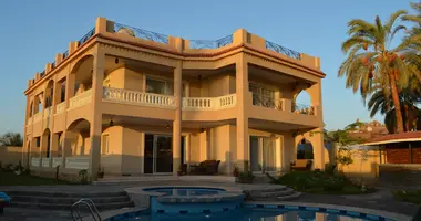 Villa 7 zimmer in Luxor, Ägypten