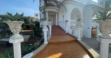 Mieszkanie 3 pokoi w Konia, Cypr