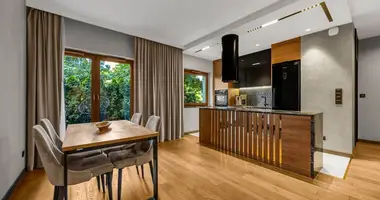 Wohnung 2 zimmer in Warschau, Polen