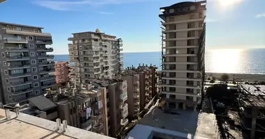 Apartamento 3 habitaciones en Mahmutlar, Turquía
