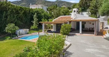 4 bedroom house in Dos Hermanas, Spain