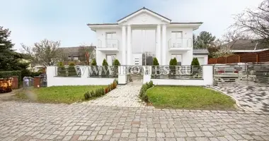 5 room house in Berlin, Germany