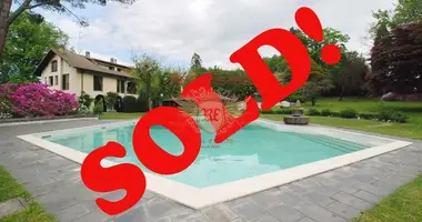 Villa 6 zimmer in Castelletto sopra Ticino, Italien