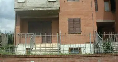 Maison de ville 8 chambres dans Terni, Italie