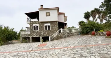 6 bedroom house in Kassandra Municipality, Greece