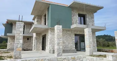 Cottage 4 bedrooms in Skala Fourkas, Greece