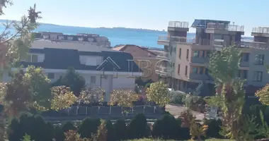 Квартира 3 комнаты в Святой Влас, Болгария