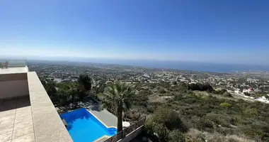 5 bedroom apartment in Tala, Cyprus