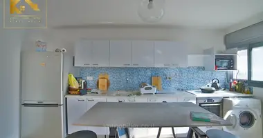 Mieszkanie 2 pokoi w Tel-Awiw, Izrael