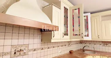 Mieszkanie 3 pokoi w Petersburg, Rosja