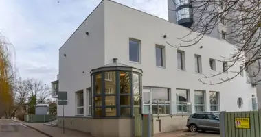 Инвестиционная 1 309 м² в Рига, Латвия