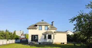 Haus in Tarasava, Belarus