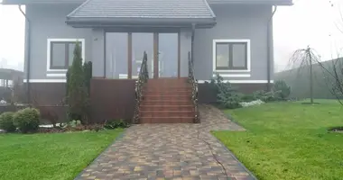 Cottage in Slabada, Belarus