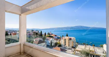 2 bedroom apartment in Tivat, Montenegro