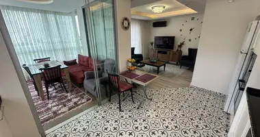 Wohnung 4 zimmer in Mezitli, Türkei