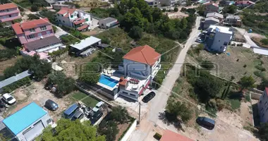 6 room house in Kastel Sucurac, Croatia