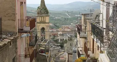 Casa 3 habitaciones en Villafranca Sicula, Italia