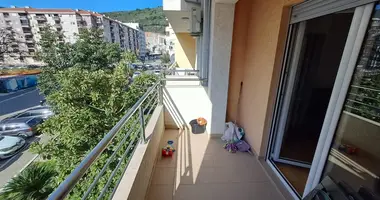Apartamento 2 habitaciones en Budva, Montenegro