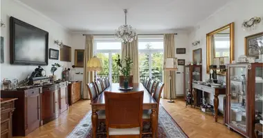 Casa 10 habitaciones en Varsovia, Polonia