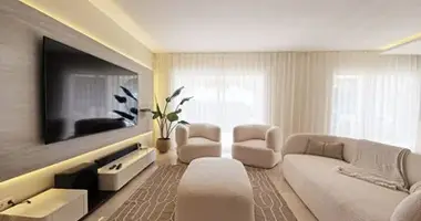 2 bedroom apartment in Benahavis, Spain