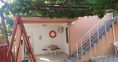 Wohnung 5 Schlafzimmer in Montenegro