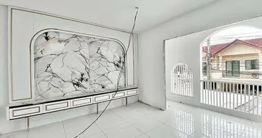 Maison de ville 2 chambres dans Nong Prue, Thaïlande