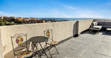2 bedroom apartment in Mijas, Spain