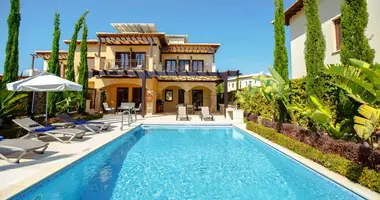 3 bedroom apartment in Kouklia, Cyprus