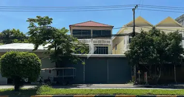 Nieruchomości komercyjne 300 m² w Khan Chroy Changvar, Kambodża