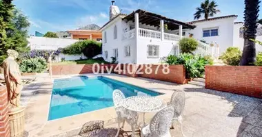 Casa 5 habitaciones en Benalmadena, Španjolska
